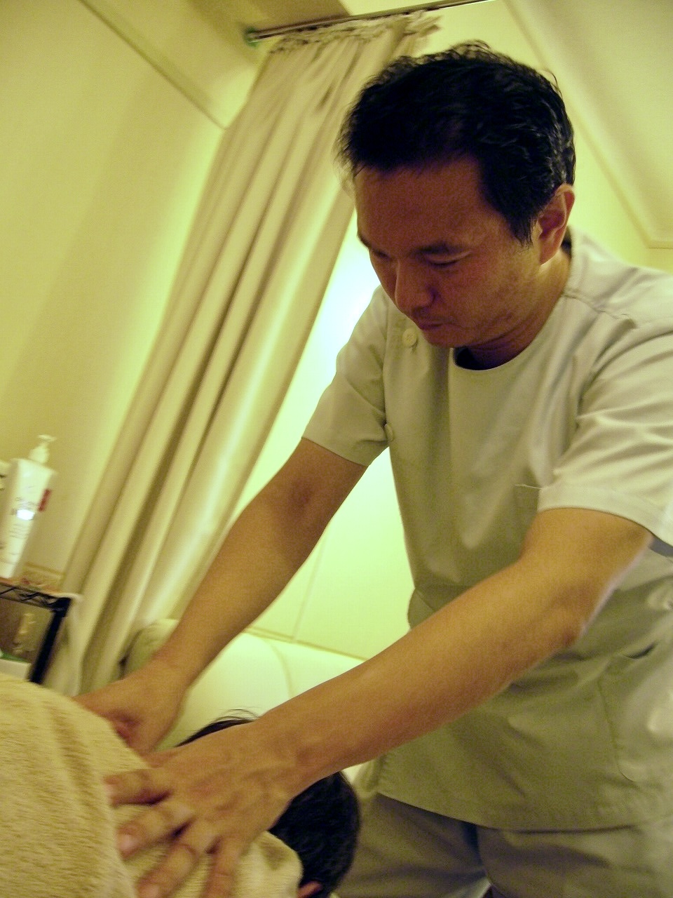 名古屋で屈指の技術力。ストレートネックを改善する匠の頸椎整体